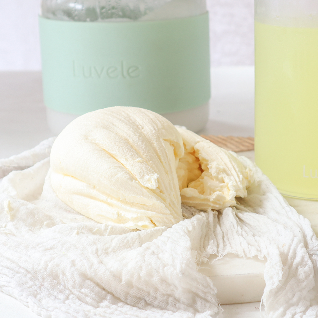 How to strain homemade yogurt